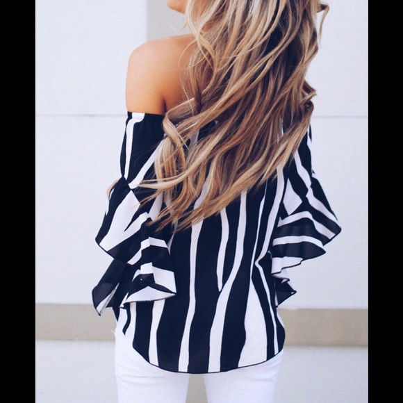 Last one Off shoulders,slash neck tie front tops - Picture 4 of 7